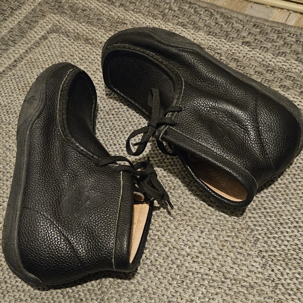 Roots Mens Black Leather Windsor Chukka Moccasin Boots. 9 - Picture 7 of 8